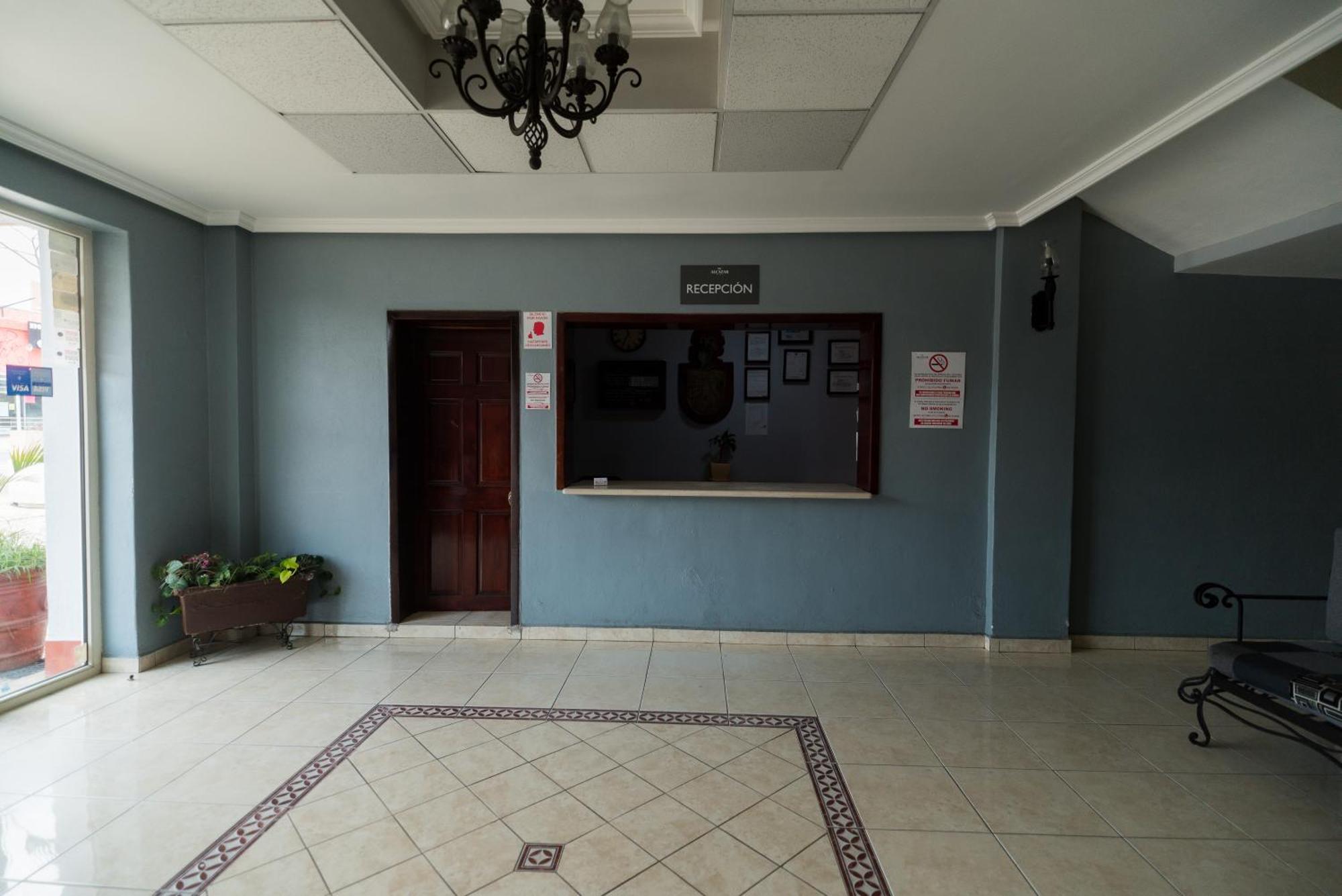 Hotel Alcazar - Guadalajara Centro Historico Ngoại thất bức ảnh